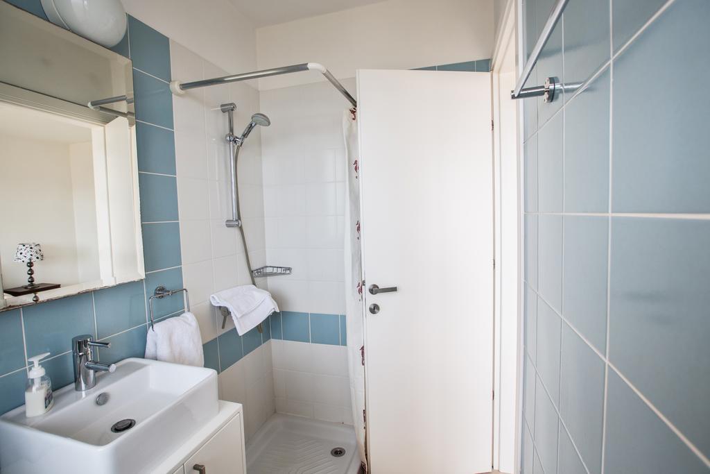 Esprit Villa 20 Polis Bilik gambar
